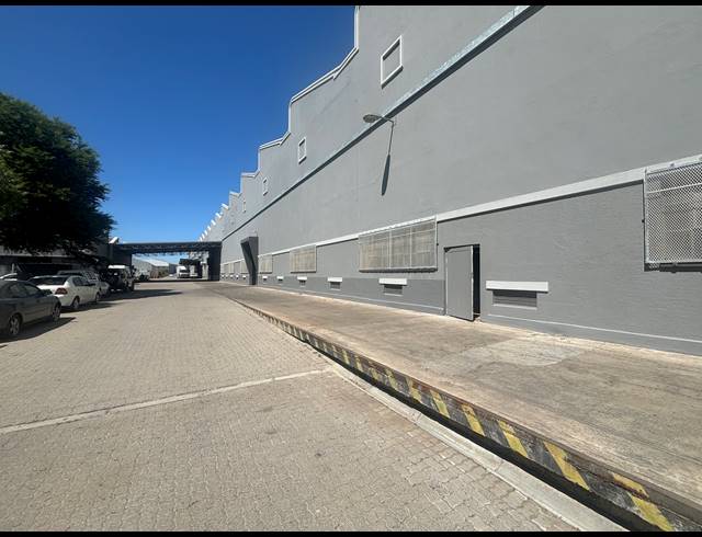 5,134M² INDUSTRIAL YARD TO LET IN BLACKHEATH INDUSTRIAL